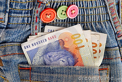 Money-Rand-in-back-pocket
