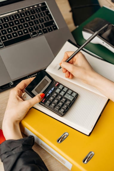 pexels-mikhail-nilov-8296968